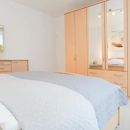 Apartment Cozy Ankerplatz 61 *